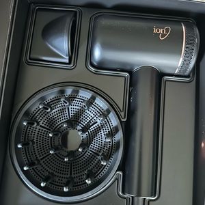 ION LUXE Supercharged hair dryer
